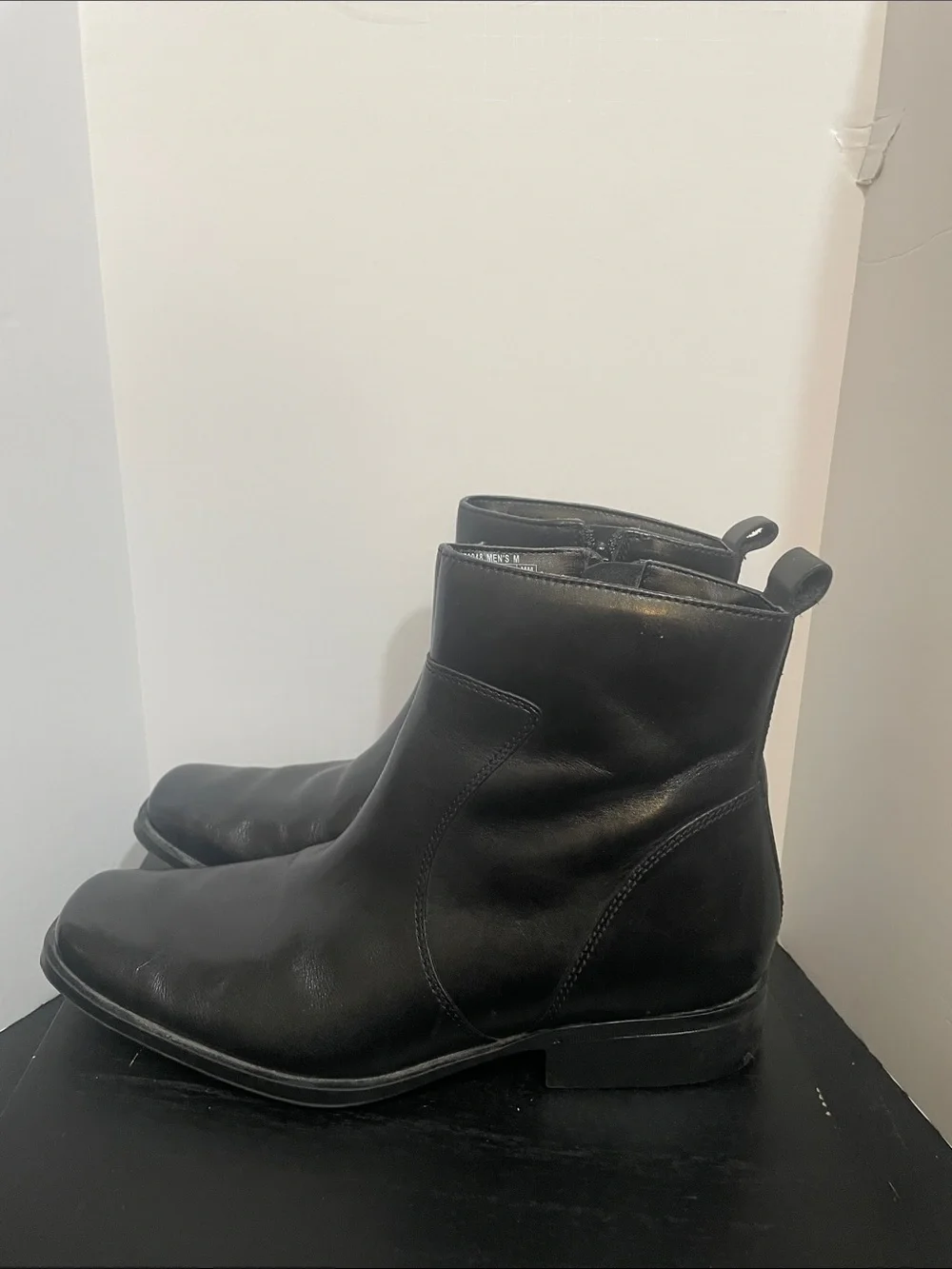 Rockport men toloni